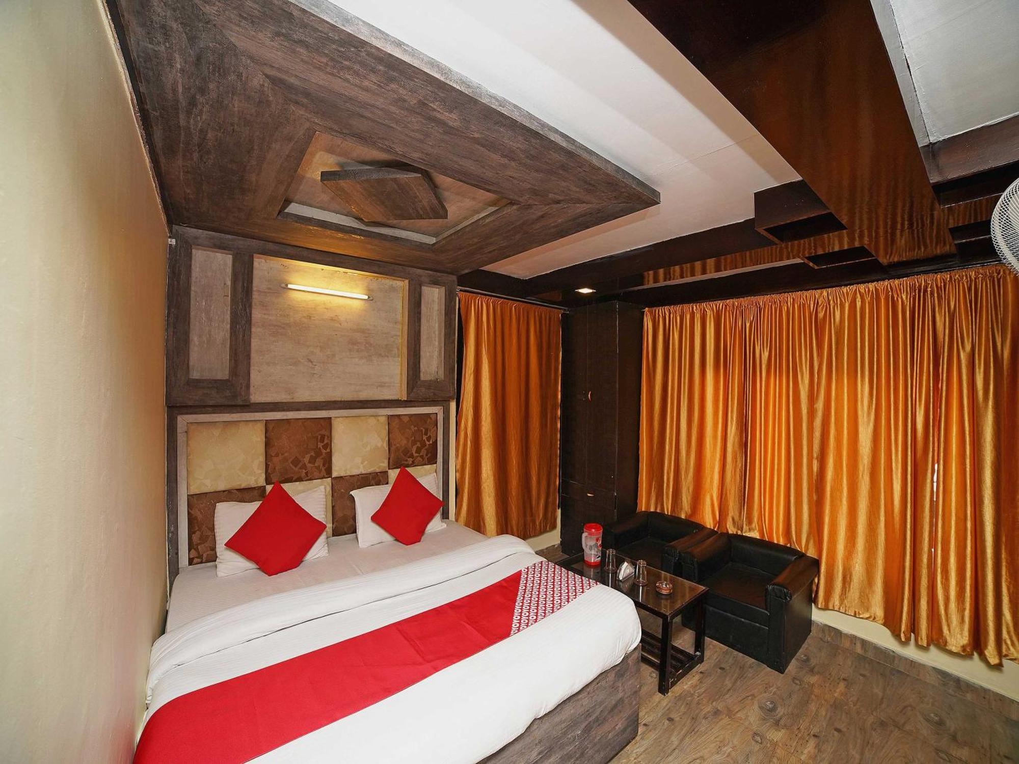 Hotel Oyo Flagship 8594 Golden Nest Nainital Exterior foto