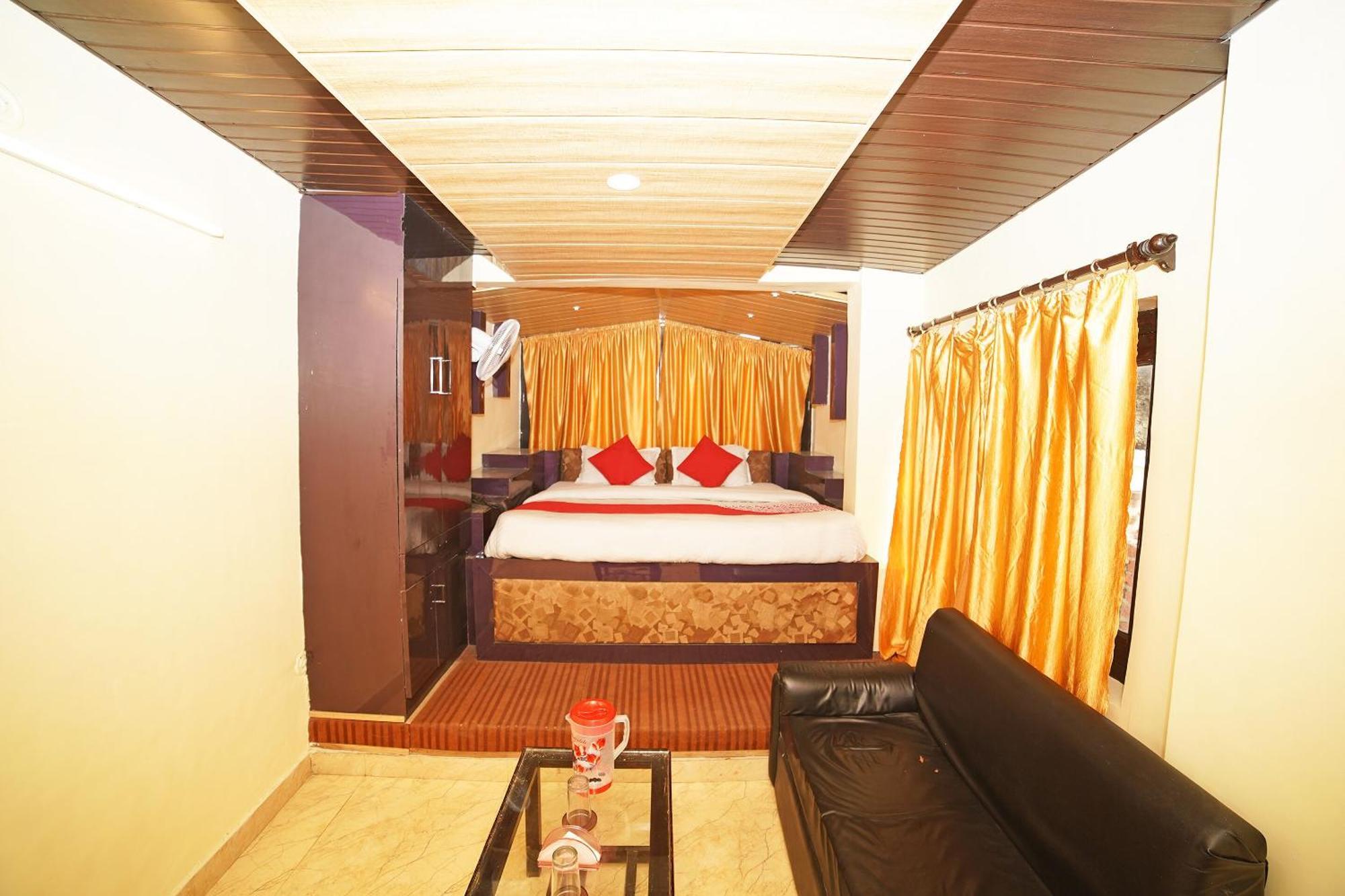 Hotel Oyo Flagship 8594 Golden Nest Nainital Exterior foto